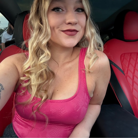 Meet your Posher, Drew - Picture 1 of 1